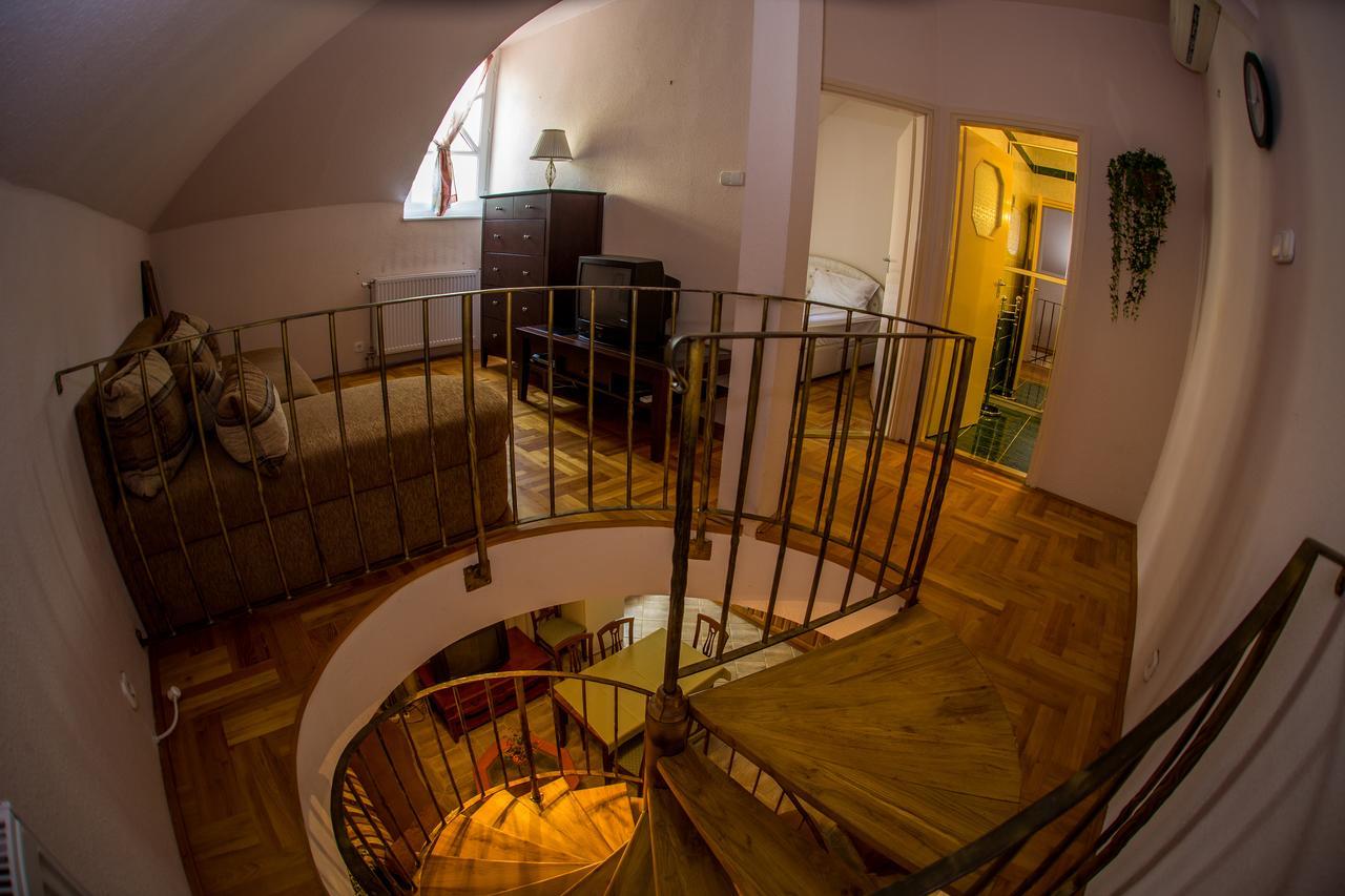 Aqua Line Apartmanhaz Hajduszoboszlo Exterior photo